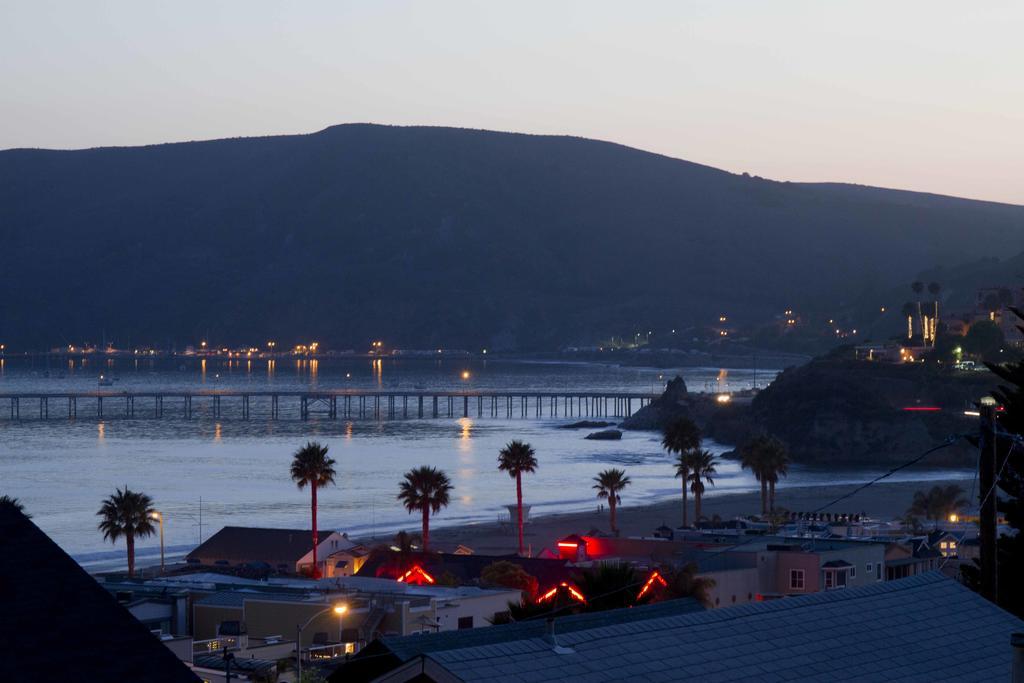 Avila Beach House Стая снимка